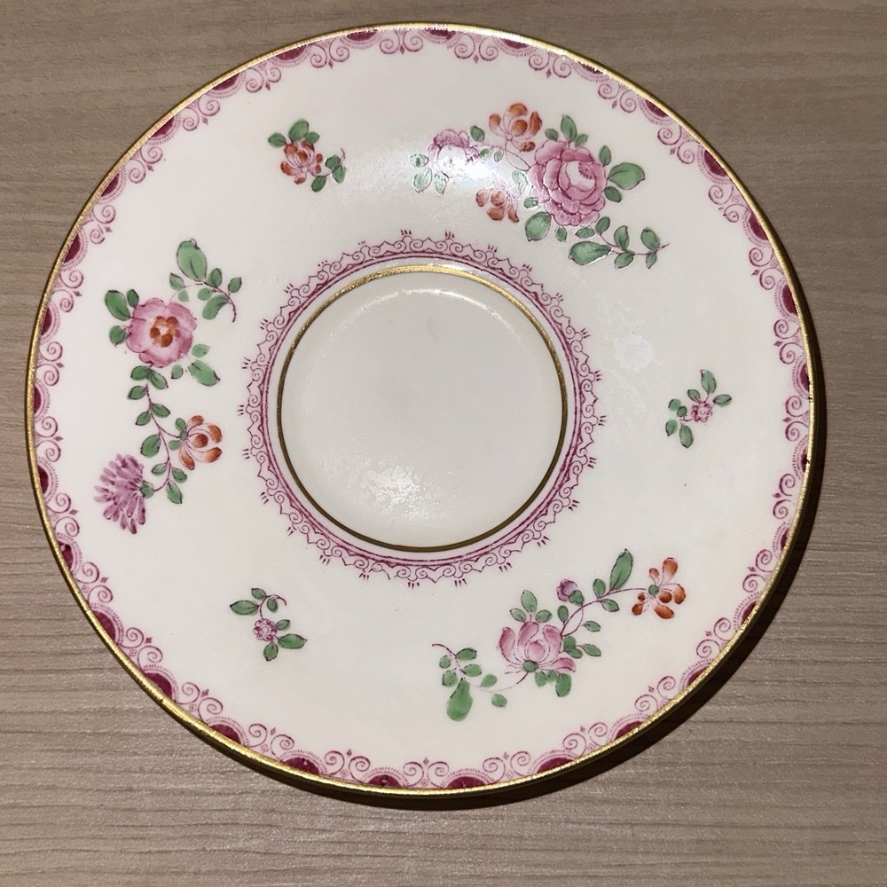 Vintage Crown STAFFORDSHIRE Hand Painted Bone China Tea Cup & Saucer Floral - Picture 8 of 9